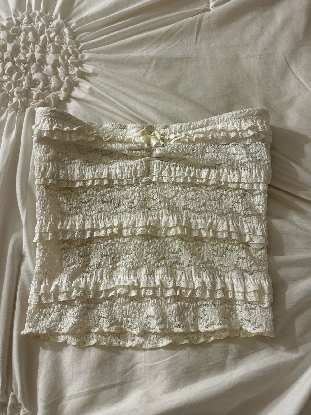 SHEIN Cream Ruffle Lace Tube Top